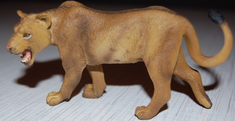 Authentic Hand Painted Model #88415 Lion CollectA Wildlife Lioness Toy Figure 