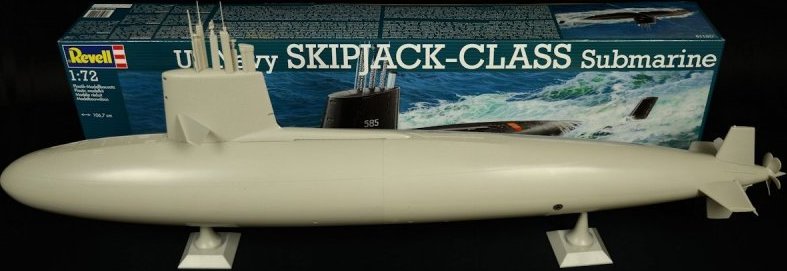 Набор для склеивания подводная лодка " US Navy SkipjackClass Submarine " Производитель : ...