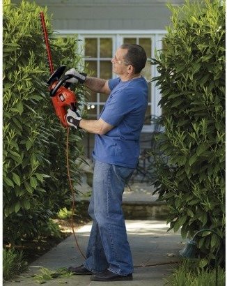 black and decker 22 inch cordless hedge trimmer